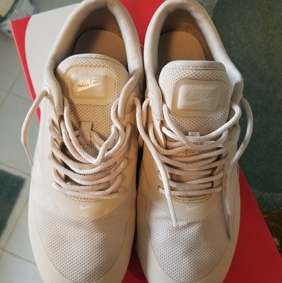 Nike Air Max Thea Nude/ cream - Picture 2 of 6